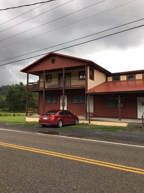 906 E Front St Apt 2